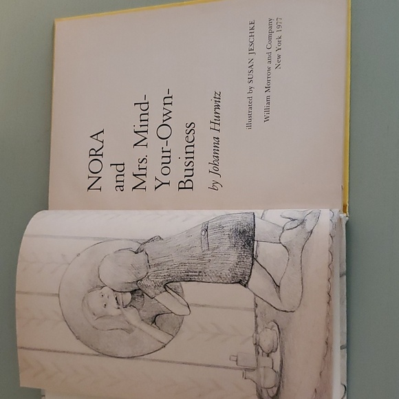 Vintage 1977, NORA and Mrs. Mind-Your-Own-Business (Weekly Reader) Hardcover - Picture 3 of 16
